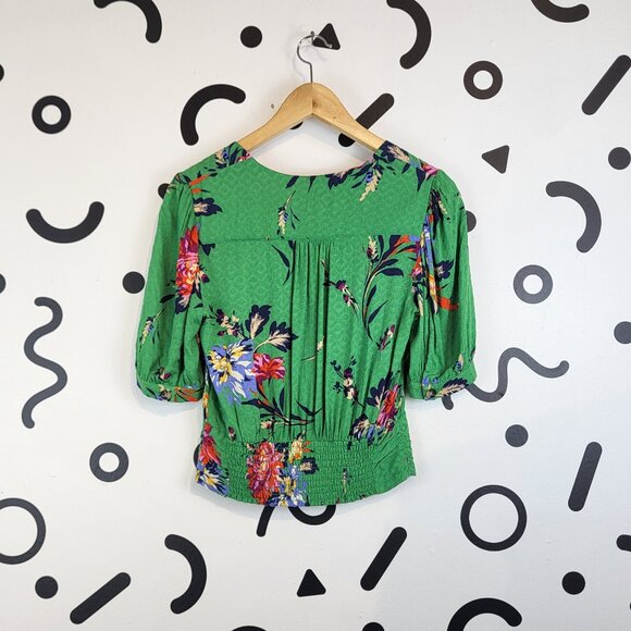 Maeve Green Floral Button Front Blouse, V-Neck Puff Sleeve Top, Vintage-Inspired - Picture 2 of 9